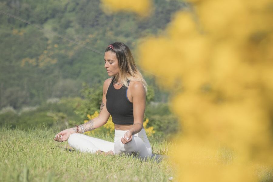 Yama e niyama: 10 regole dallo yoga per lo stile di vita e il comportamento