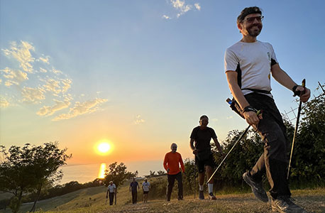 trekking